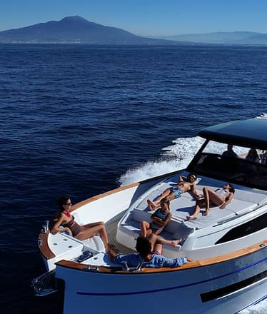 Experience the Sorrento Coast by Sea (Half Day)